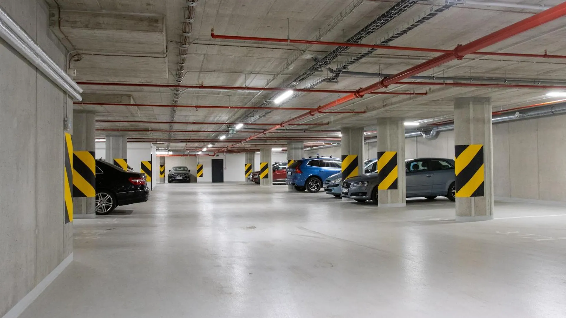 New Apartment, Close Prague Center, Free Parking