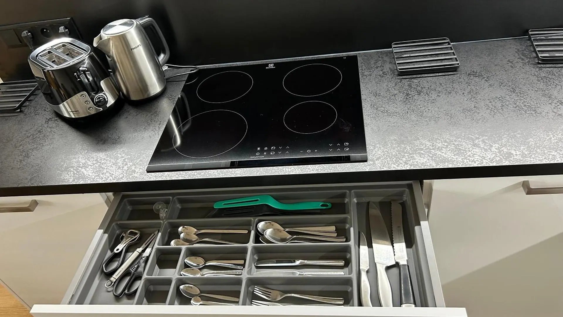 New Apartment, Close Prague Center, Free Parking Apartament